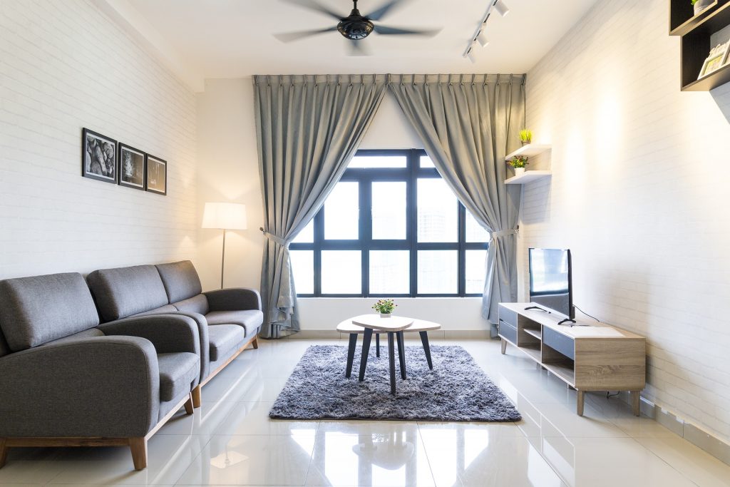 wholesale lighting suppliers